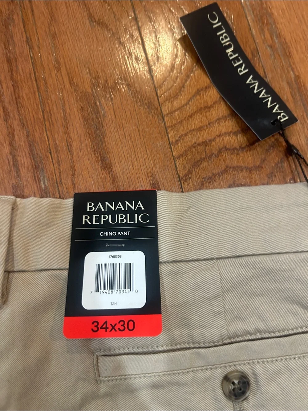Banana Republic Men's Chinos in Light Cream - Picture 3 of 5